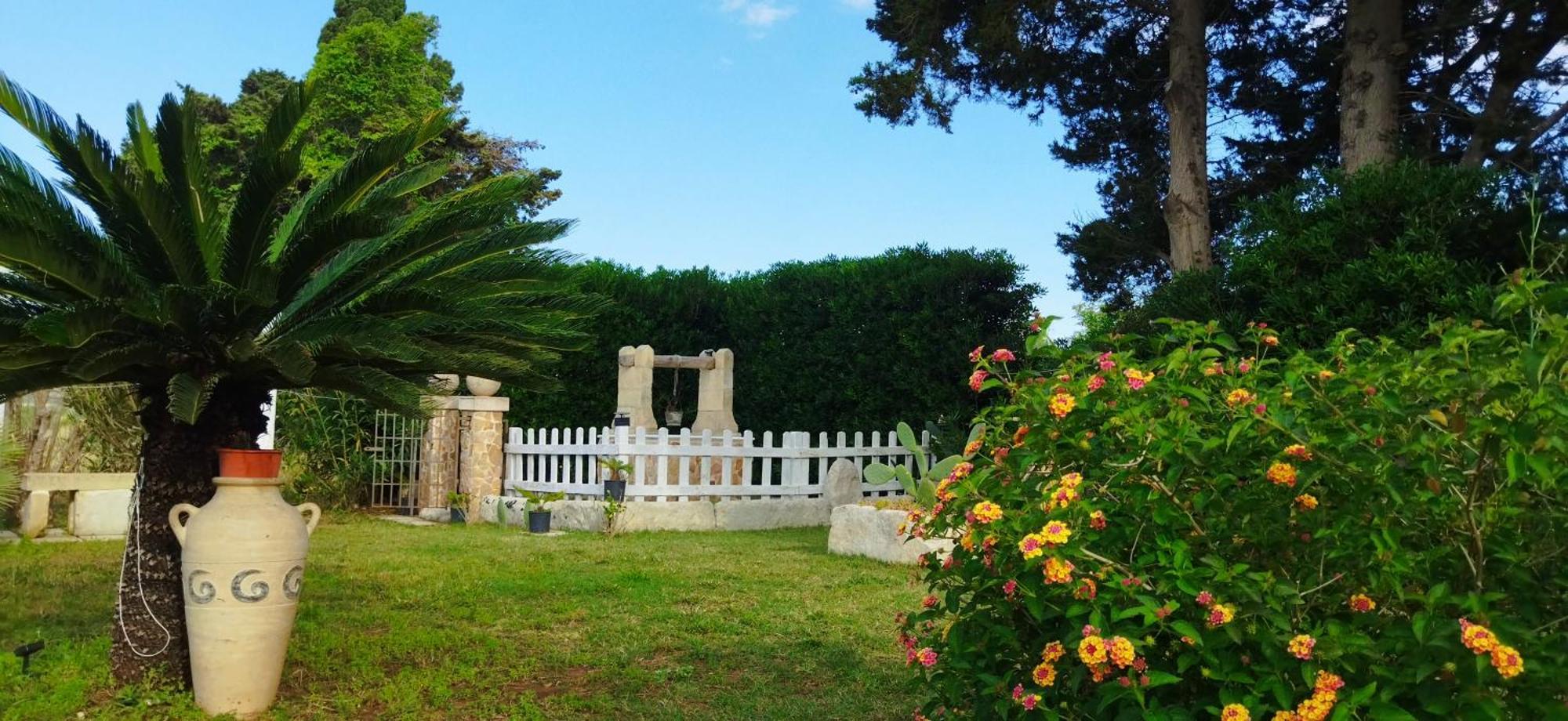 Dimora Idruntina Bed & Breakfast Otranto Ngoại thất bức ảnh